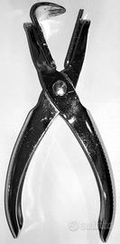 Pinza levapunti metallici tutta in metallo