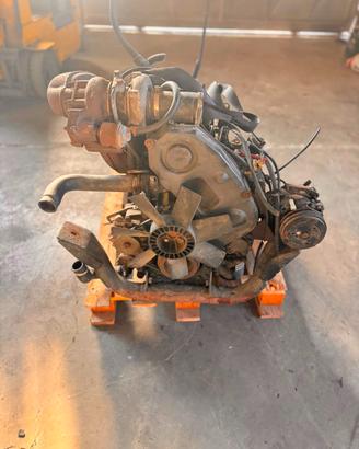 MOTORE E CAMBIO IVECO DAILY 8140.21