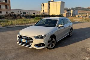 Audi A4 Avant 35 TDI Mild Hybrid S tronic