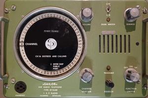 Radiotelefono Sailor RT144BI