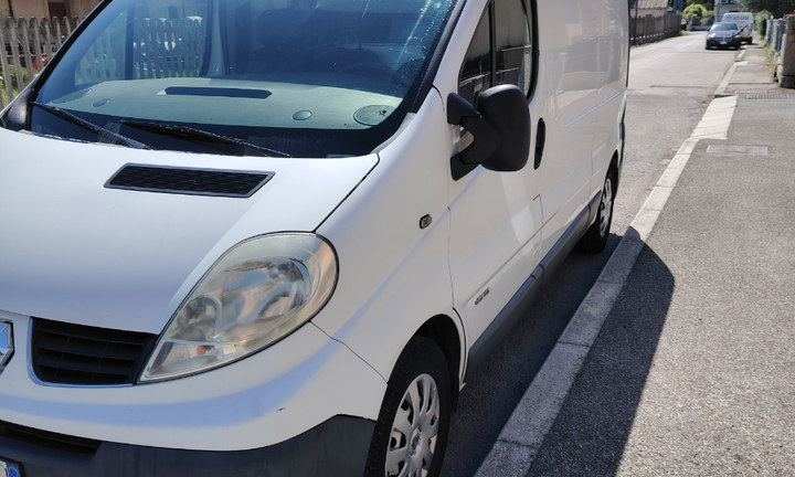 Renault trafic