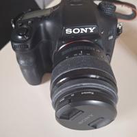 Fotocamera sony a68 (alfa) con obiettivi