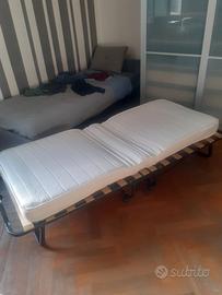 Branda pieghevole con rotelle