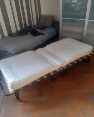 Branda pieghevole con rotelle