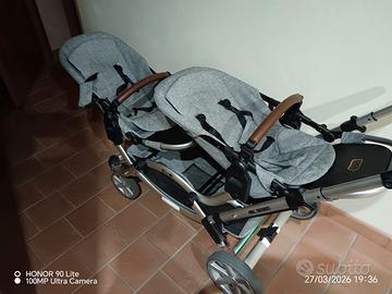 Passeggino trio gemellare