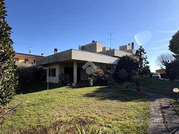 VILLA SINGOLA A BEDIZZOLE