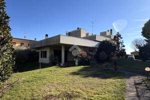 VILLA SINGOLA A BEDIZZOLE