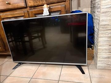 Telvisore Smart TV LG