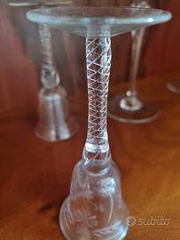 Set vintage: 6 bicchierini + caraffa in vetro