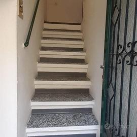 Piccolo bilocale per studenti