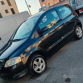 VOLKSWAGEN Fox - 2008