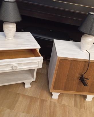 comodini con lampade