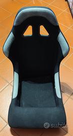 Sedile racing entry level per simulatore di guida