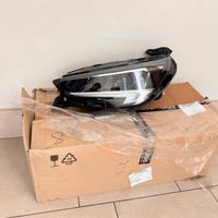faro anteriore sinistro opel corsa F cod. 35426182