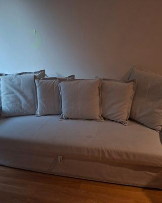 Divano letto IKEA sfoderabile e comodo, prezzo 80€
