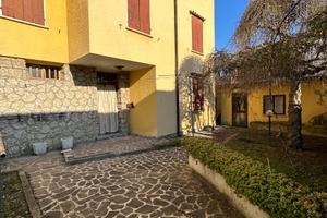 Porzione di casa a meolo ingresso indipendente