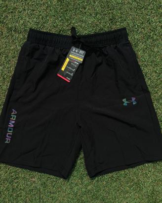pantaloni corti under armour neri riflettenti mai 