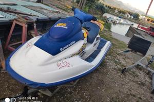 Moto d'acqua - seadoo bombardier