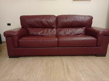 divano in pelle 