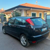 Ford focus 2001