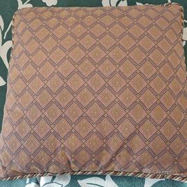 CUSCINO ARREDO LAVORAZIONE ARTIGIANANLE