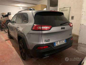 Jeep Cherokee 2.2 Mjt 4x4 Night Eagle uniprop 2016
