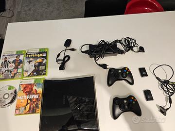 Console Xbox 360 con Accessori e Giochi - Condizio