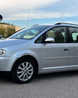 Volkswagen Touran 1.9 TDI 105CV *Neopatentati*Cerc