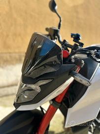 Honda Hornet 750 tagliando fatto e gomme nuove