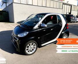 SMART fortwo 2 serie fortwo 1000 52 kW MHD cou...