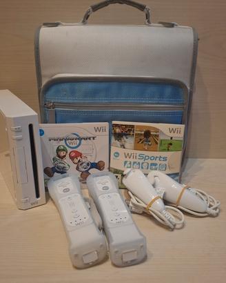 Console Nintendo Wii Completa con borsa e giochi