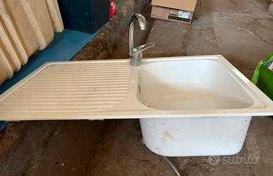 Lavandino doppio cucina