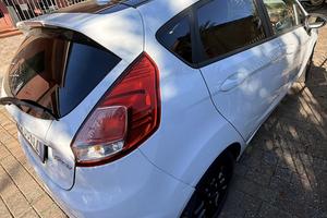 Ford fiesta 2015