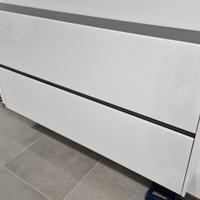 Scarpiera da muro sospesa