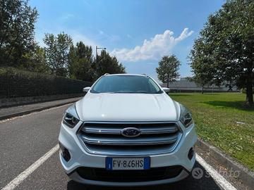 Ford Kuga 2.0 TDCI 120 CV S&S 2WD Powershift ST-Li