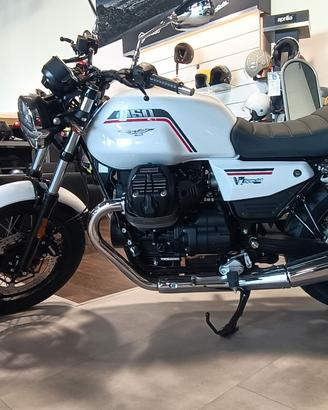 Moto Guzzi V7 Special €5+ 2026