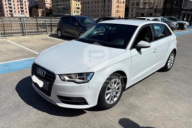 AUDI A3 SPB 1.6 TDI clean diesel Ambition