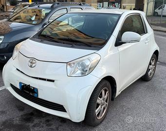 Toyota IQ