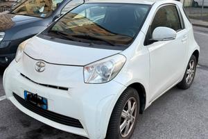 Toyota IQ