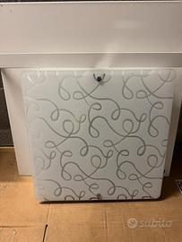 Plafoniera per bagno con vetro satinato