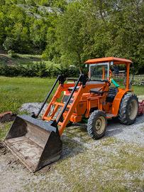 Trattore Goldoni 3050
