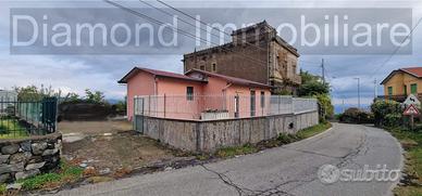 Casa singola con terreno a Puntalazzo di Mascali