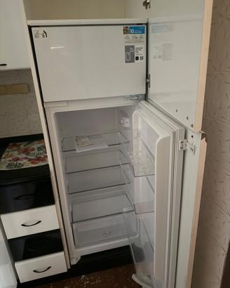 Frigorifero incasso Candy con freezer