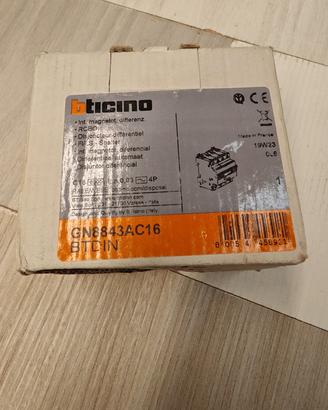 interruttore magnotermico differenziale GN8843AC16
