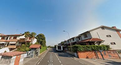 Monolocale arredato con giardino privato