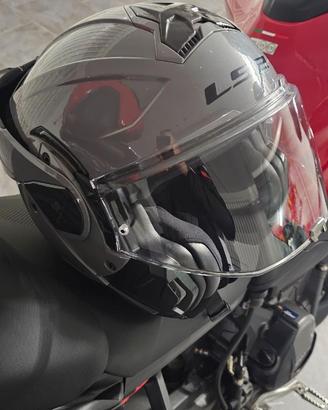 Casco modulare modello LS2 ADVANT II