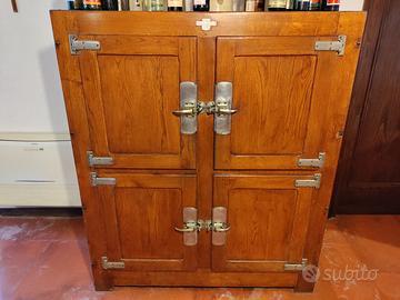 MOBILE EX-FRIGORIFERO in legno, fine '800