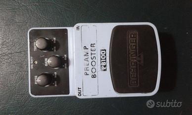 Pedale effetto chitarra booster Behringer PB100