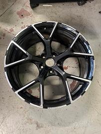Cerchio 19” replica Audi S3 – da ripristinare