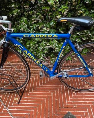 bici da corsa CARRERA